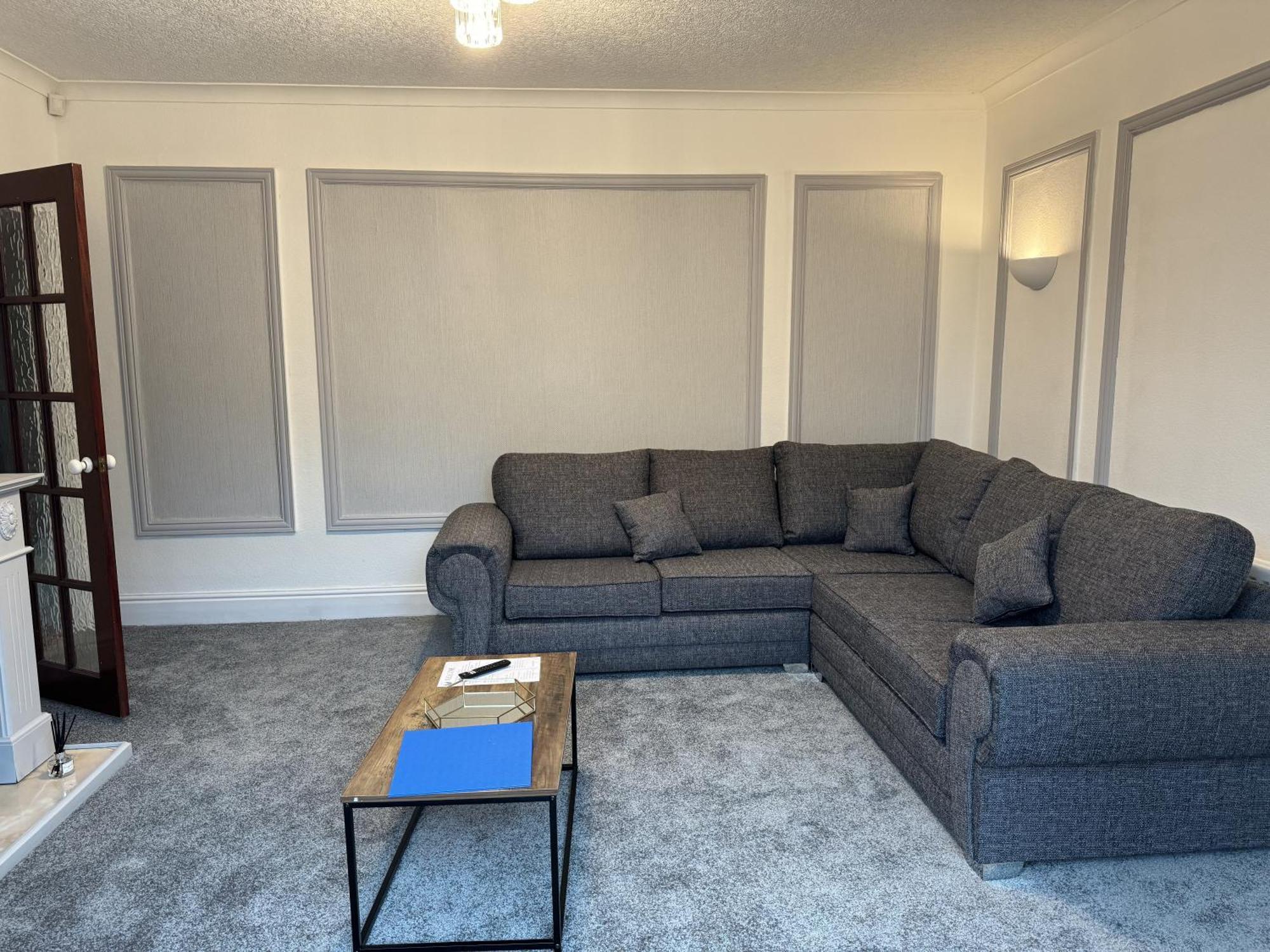 Huge 9 Bed Property Sleeps 17, Near Nec, City Centre, Hs2 Birmingam Exterior foto