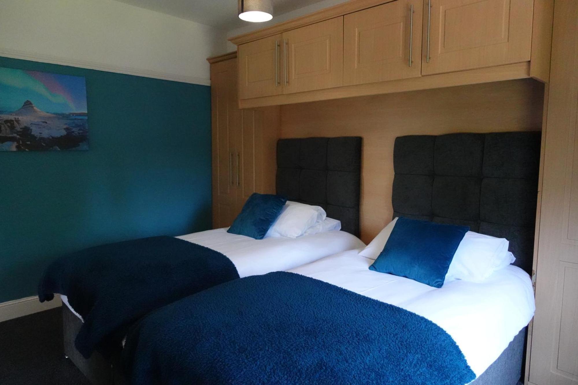 Huge 9 Bed Property Sleeps 17, Near Nec, City Centre, Hs2 Birmingam Exterior foto