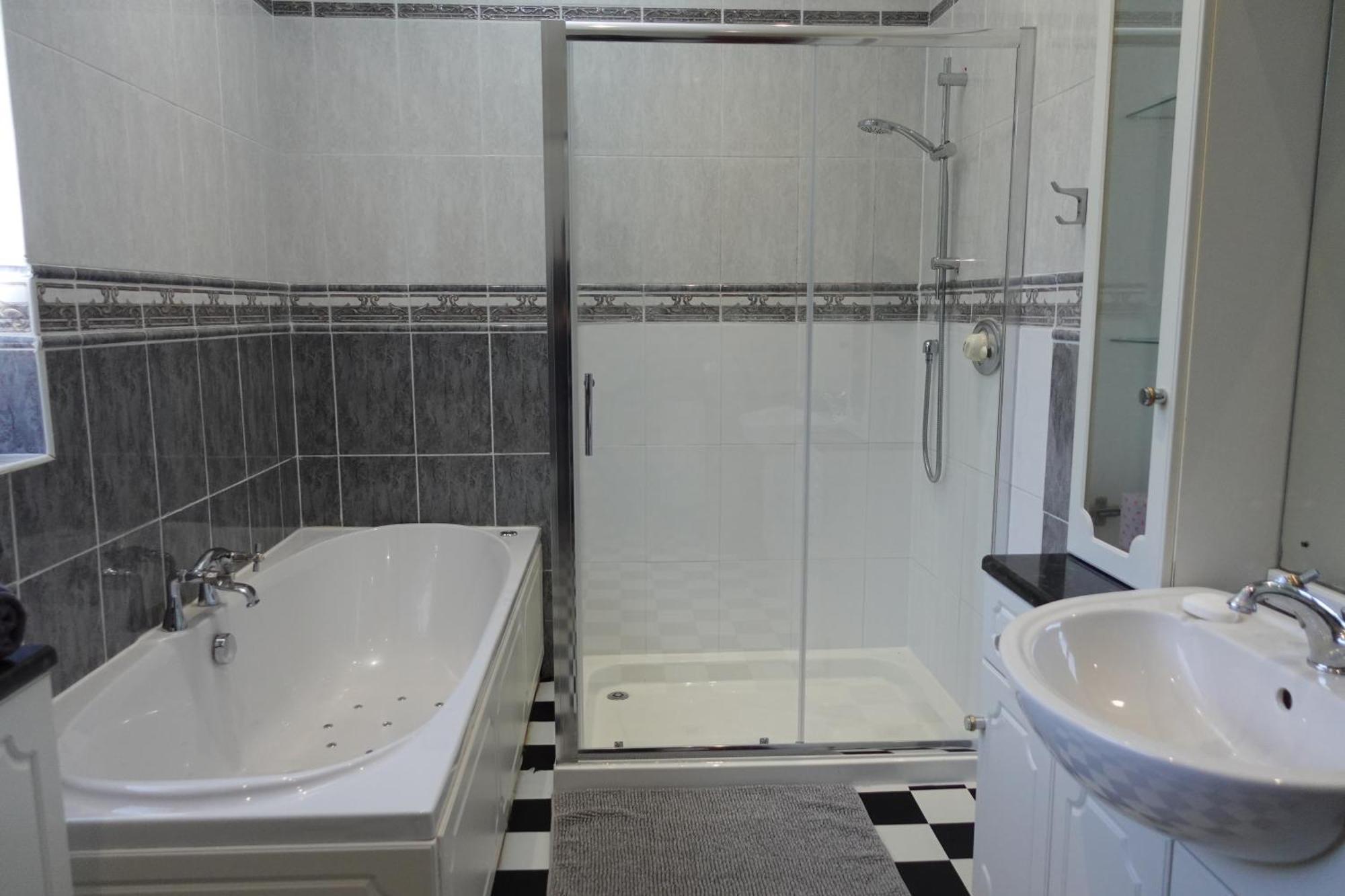 Huge 9 Bed Property Sleeps 17, Near Nec, City Centre, Hs2 Birmingam Exterior foto
