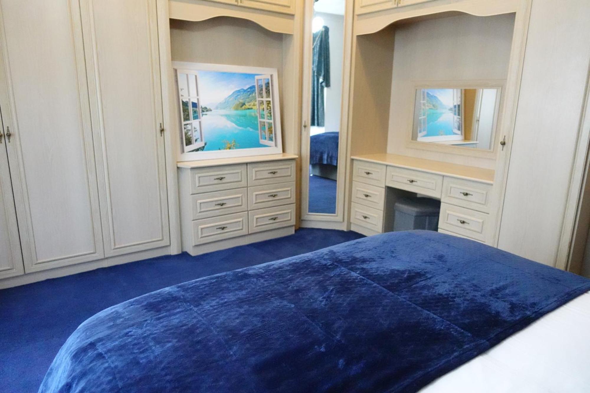 Huge 9 Bed Property Sleeps 17, Near Nec, City Centre, Hs2 Birmingam Exterior foto